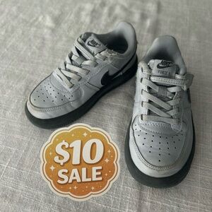 Nike Force 1 Toddler Sneakers Gray Black Size 10 Kids Shoes